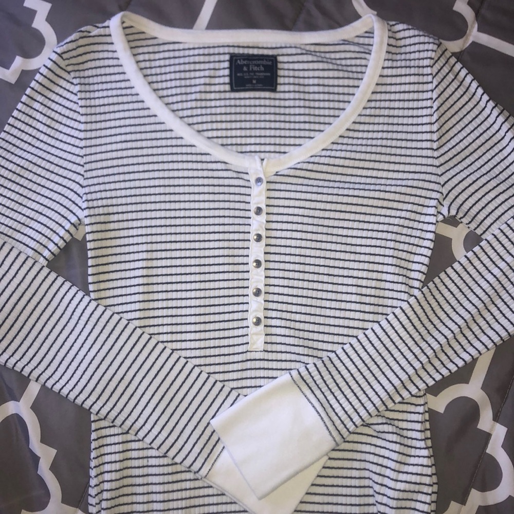 Abercrombie long sleeve
